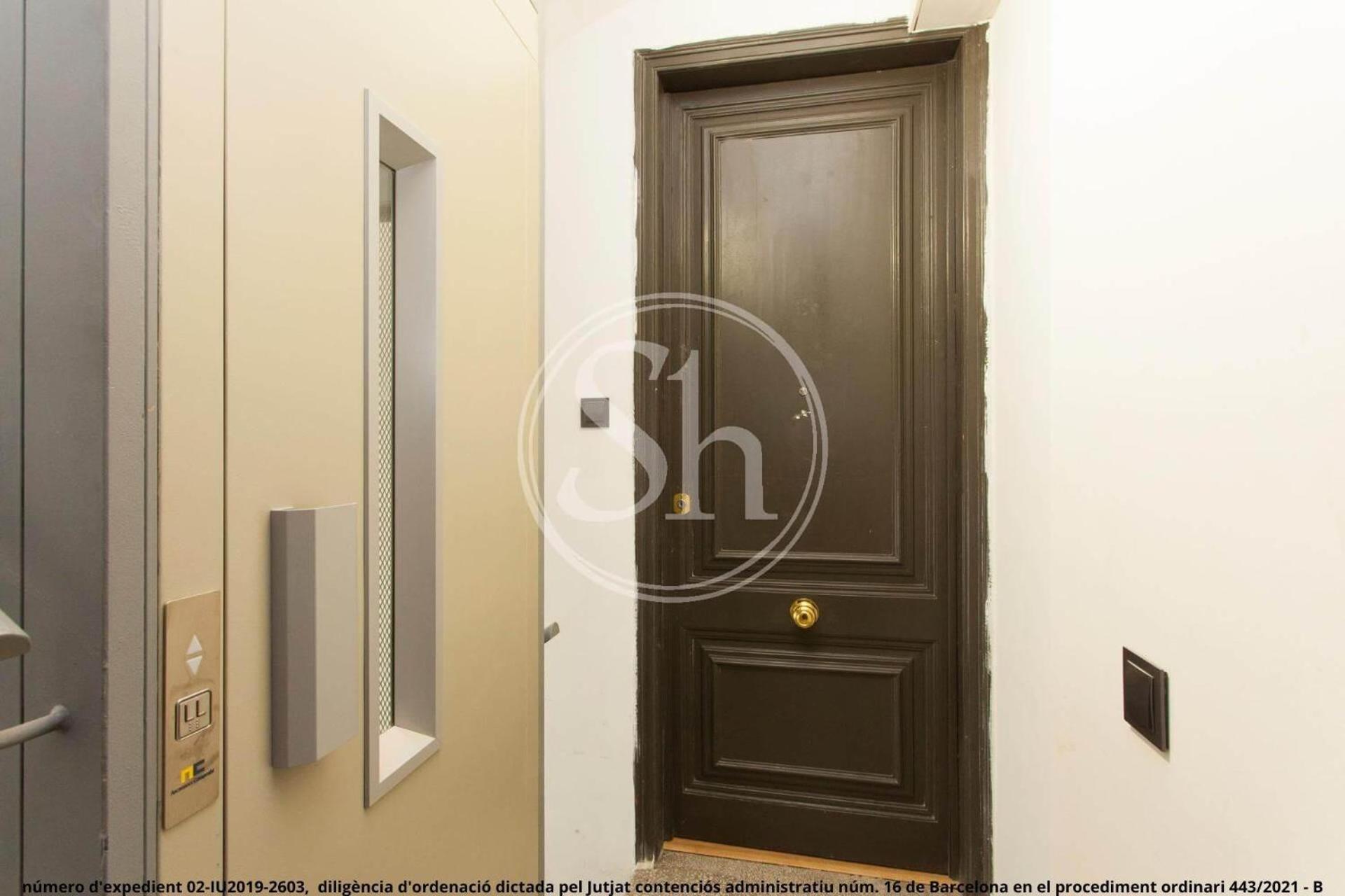 Apartamento Moderno En Urgell Barcellona
