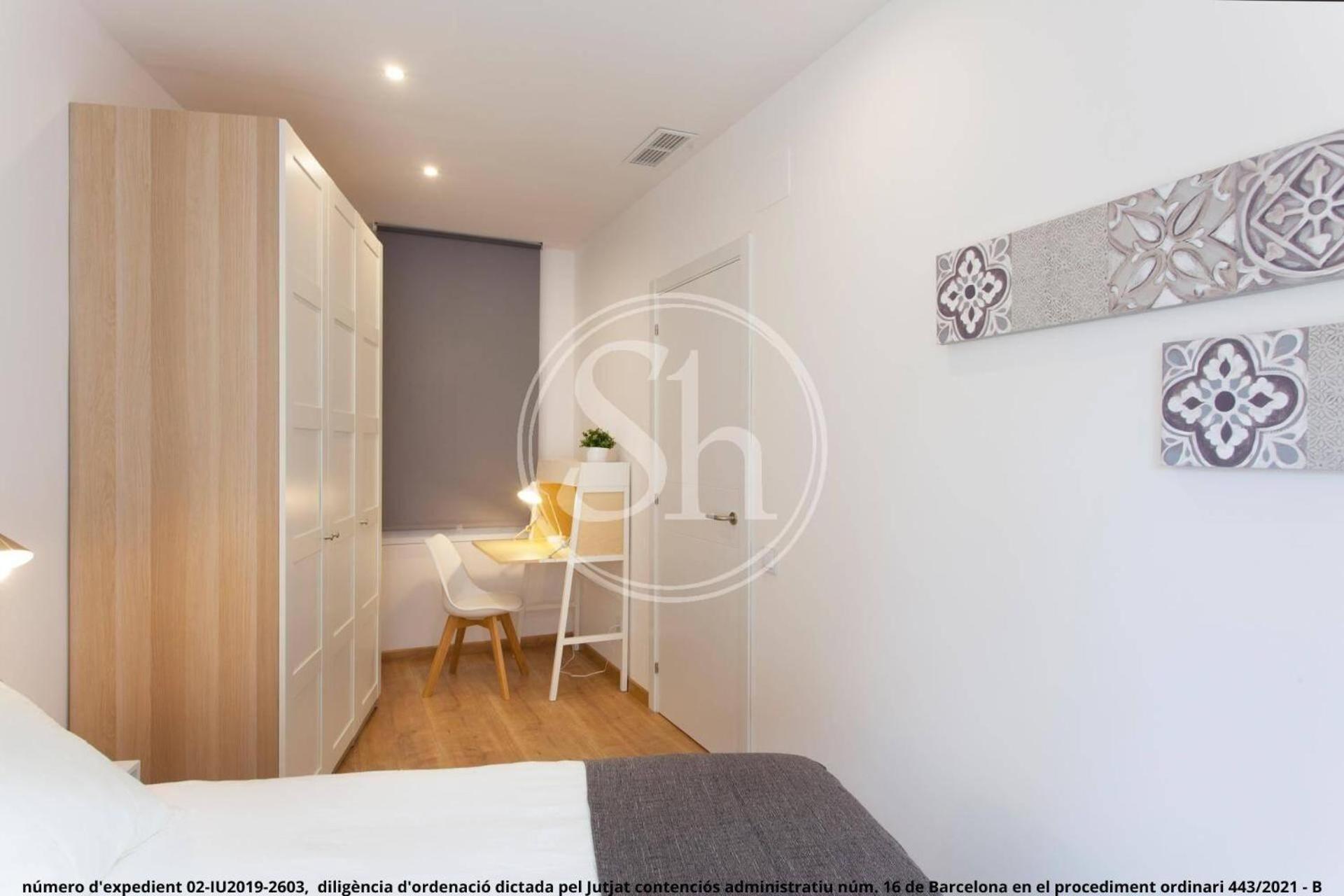 Apartamento Moderno En Urgell Barcellona